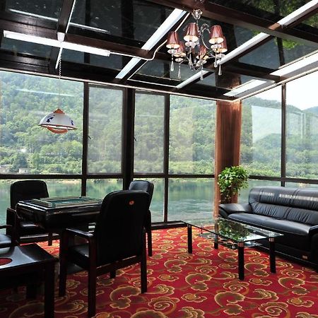 Jiande Yinyuan Hotel Tangcun Exteriör bild